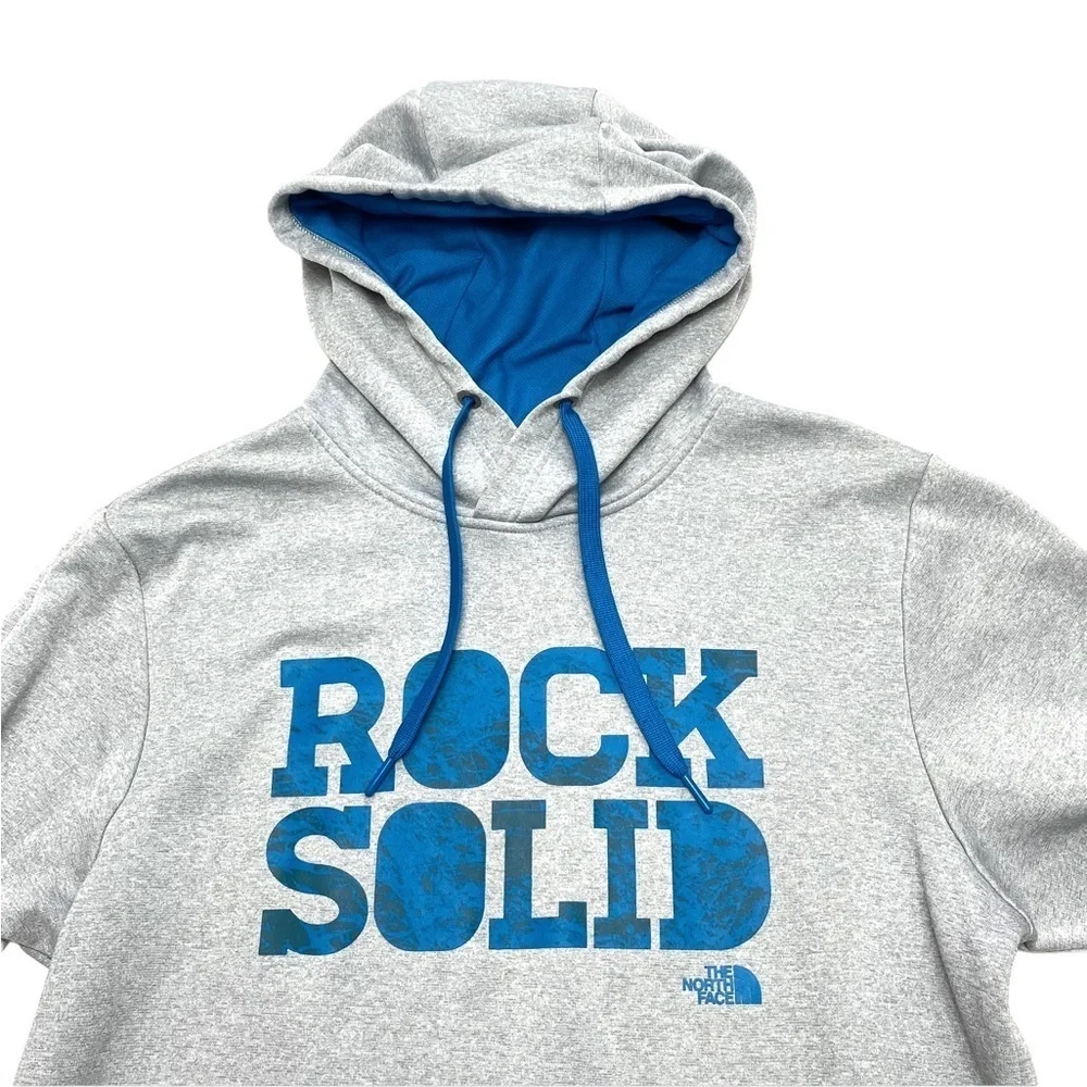 THE North Face Surgent Rock Solid Athletic Pullover Hoodie in Gray